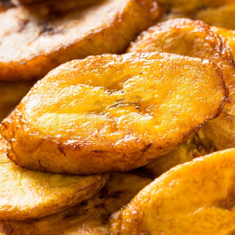 Fried ripe plantain round slices
